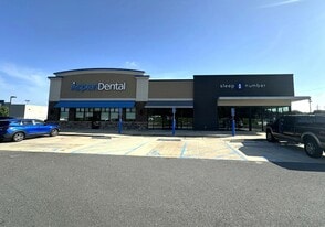 Pecanland Plaza - Storefront Property