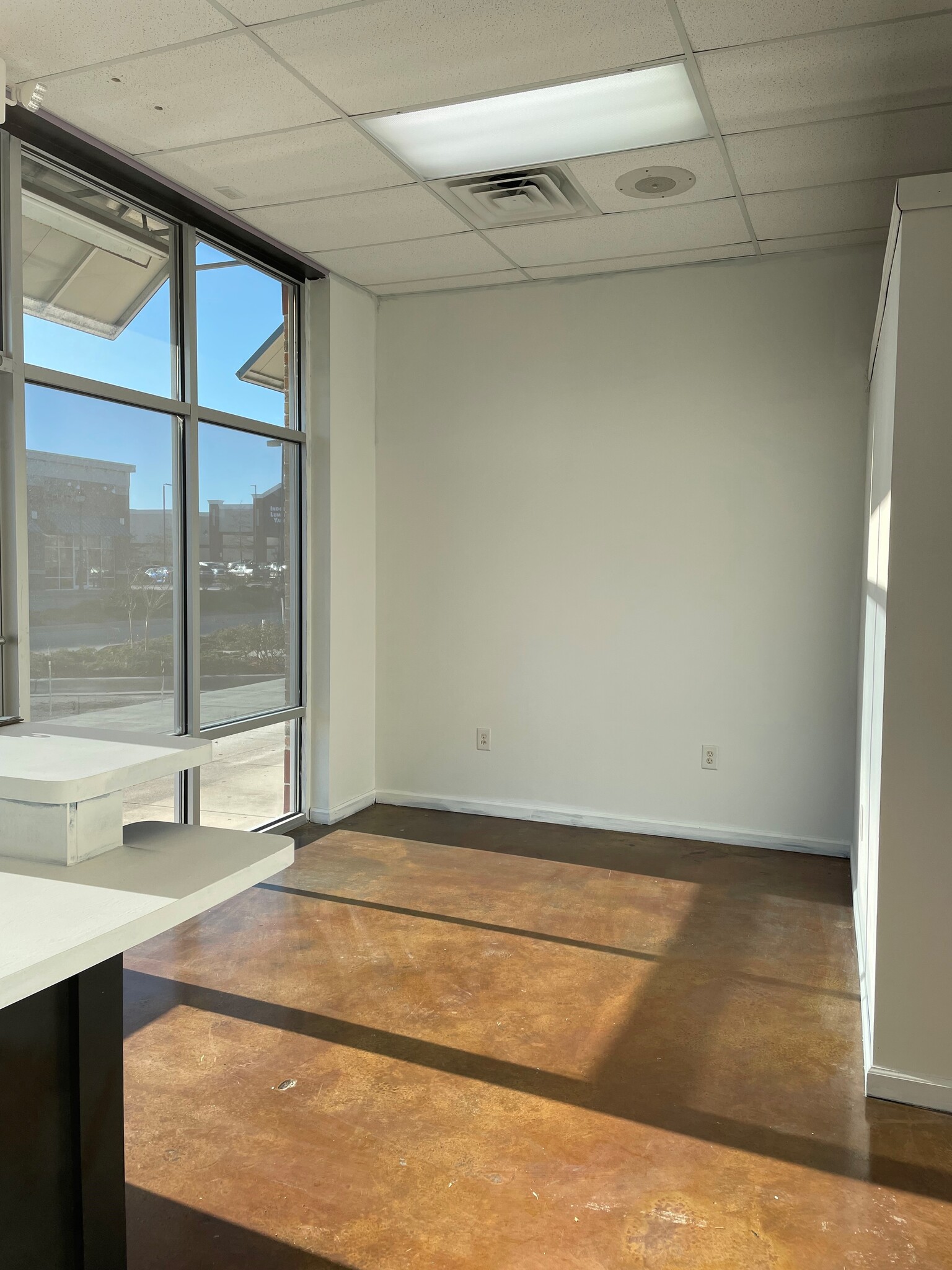 521 Yopp Rd, Jacksonville, NC 28540 Freedom Village Shops