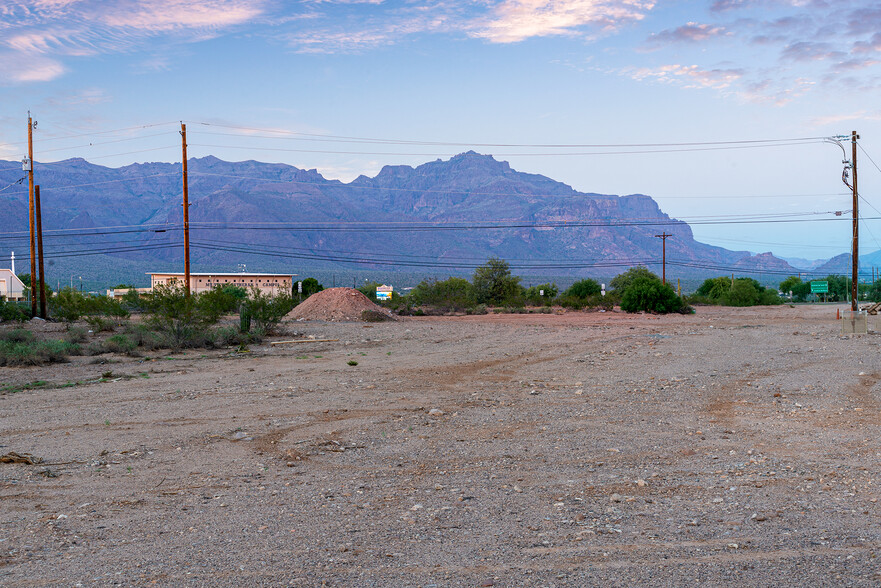 2401 Acacia, Apache Junction, AZ for sale - Building Photo - Image 3 of 28