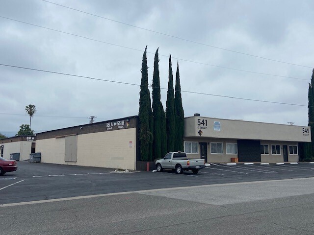 541-555 E Edna Pl, Covina, CA for lease - Building Photo - Image 3 of 13