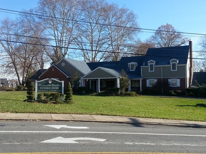 825 Main St, Marcus Hook, PA 19061