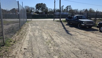 5519 Addicks Satsuma Rd, Houston TX - Automotive Property
