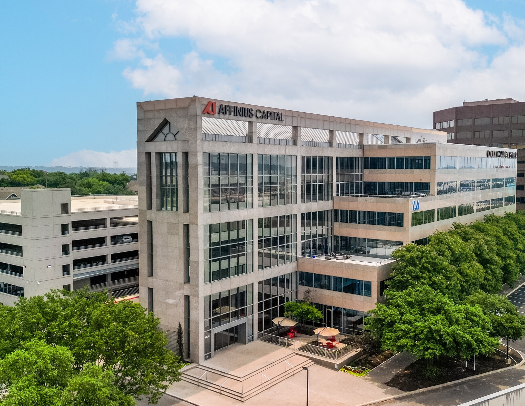 9830 Colonnade Blvd, San Antonio, TX for lease Building Photo- Image 1 of 9