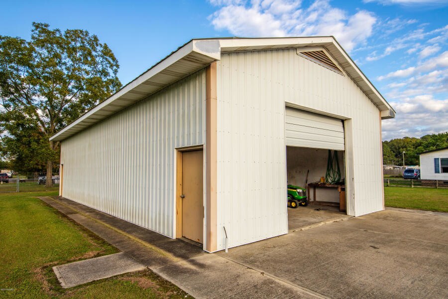 2056 Slatestone Rd, Washington, NC 27889