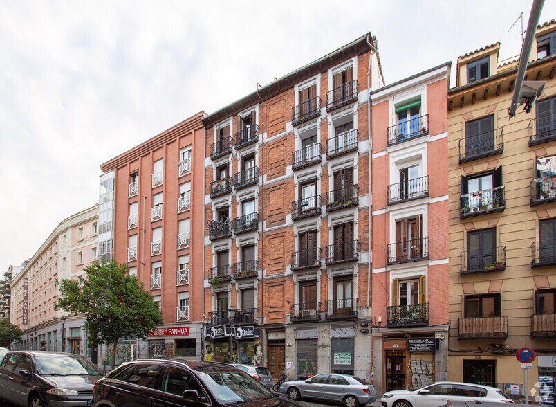 Calle de Toledo, 117, Madrid, Madrid for sale - Building Photo - Image 1 of 2