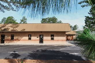 173 Davis St, Southern Pines, NC for lease Building Photo- Image 1 of 12