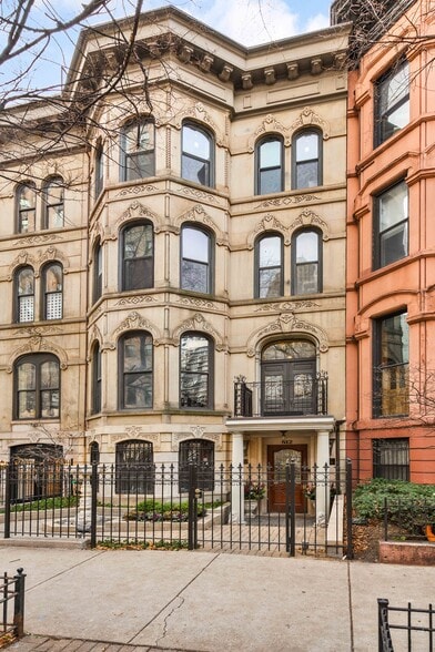 812 N Dearborn St, Chicago, IL for sale - Building Photo - Image 2 of 27