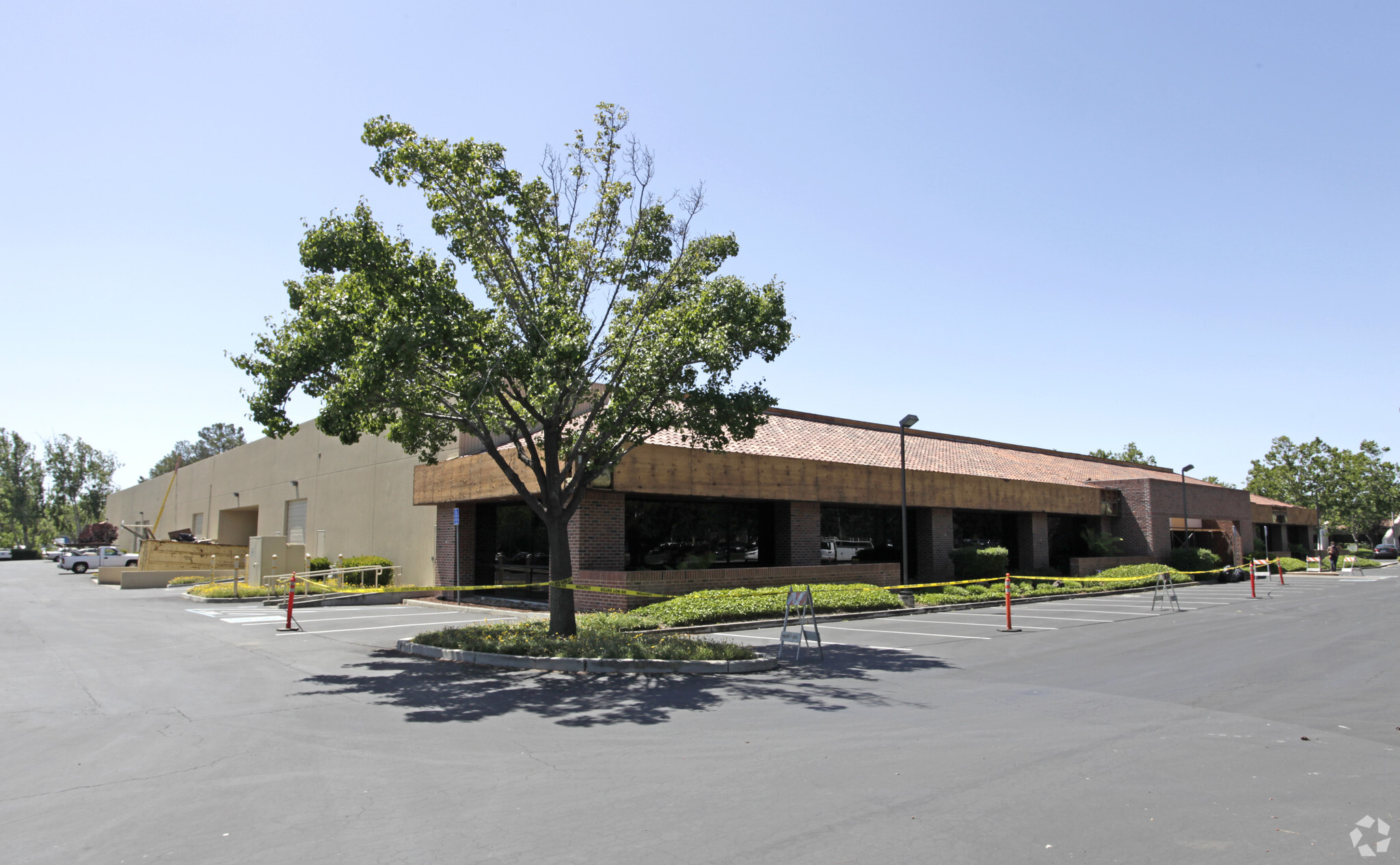 3400-3450 W Warren Ave, Fremont, CA for sale Primary Photo- Image 1 of 14