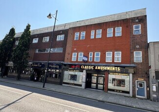 More details for 110-112 West St, Fareham - Retail for Sale