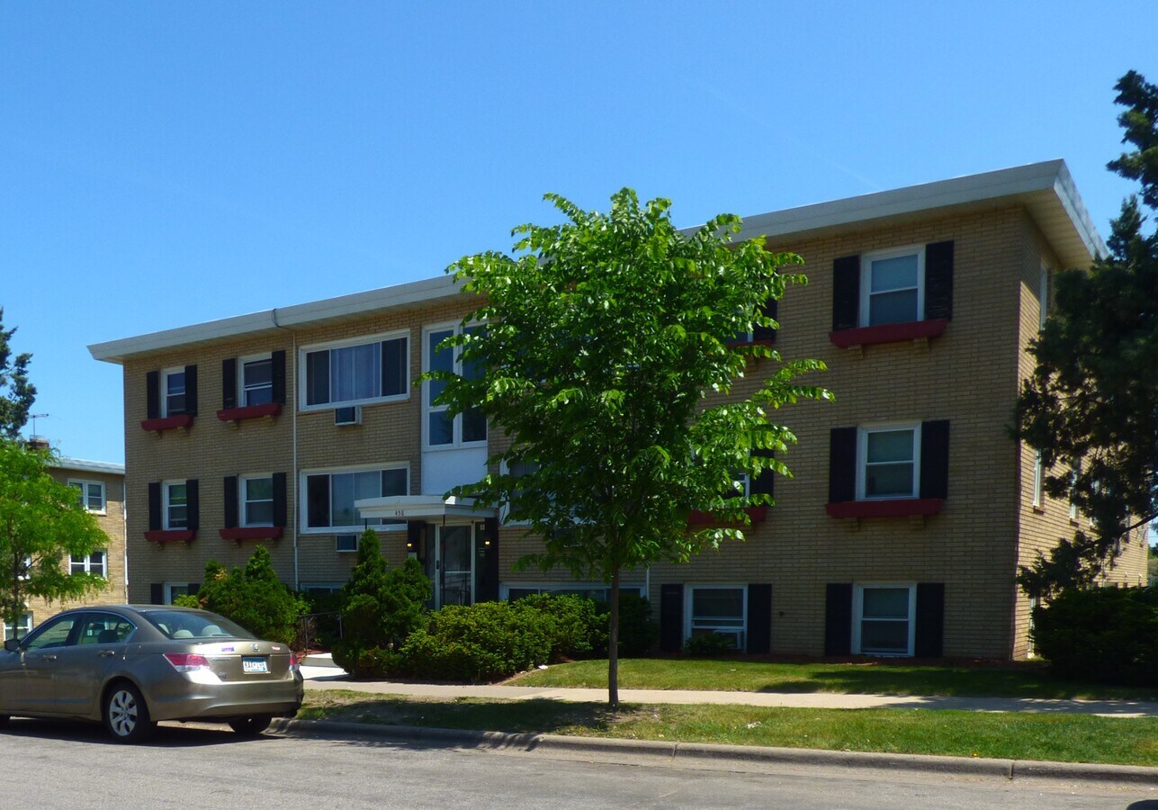 458 English St, Saint Paul, MN 55106