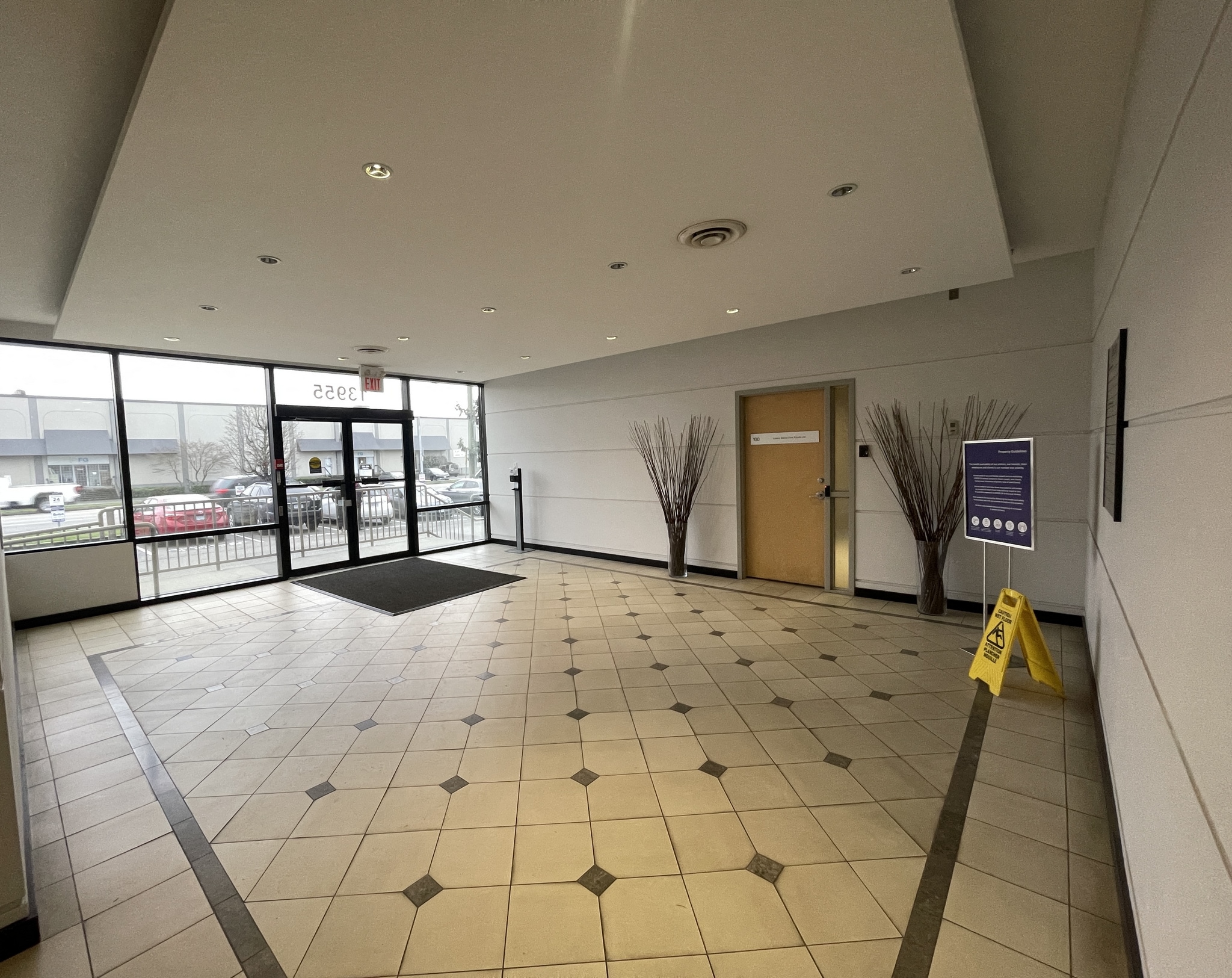 13931 Bridgeport Rd, Richmond, BC for lease Interior Photo- Image 1 of 10