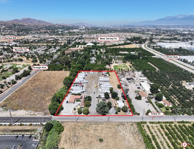 11006-11034 Iowa St, Redlands, CA for sale - Primary Photo - Image 1 of 5