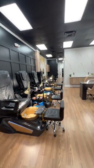 14650 Gatorland Dr, Orlando, FL for lease - Commercial Listing Video - Image 2 of 14