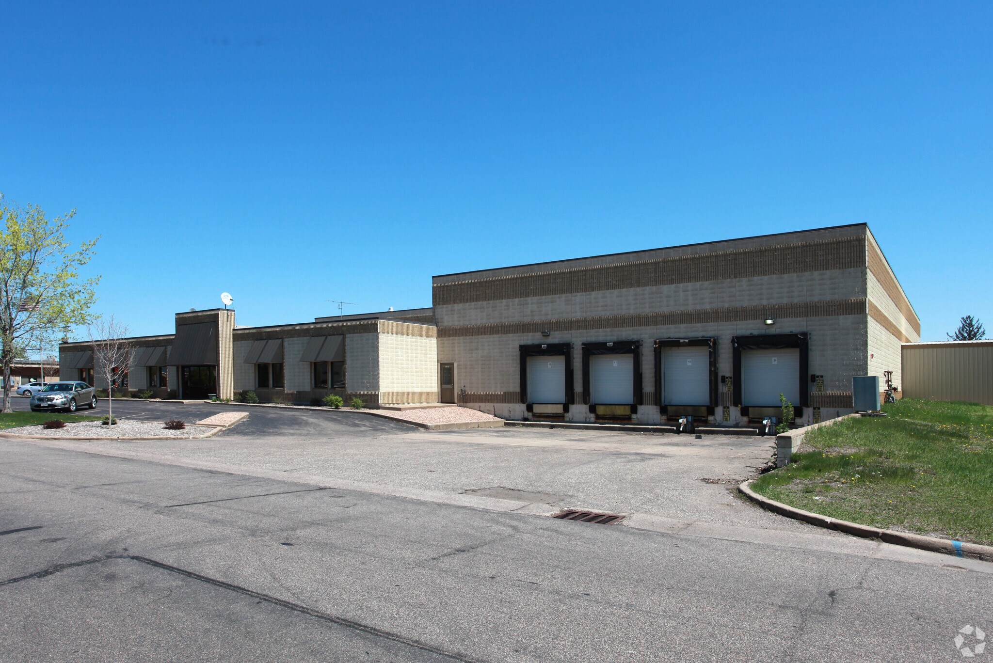 1231 Industrial St, Hudson, WI for sale Primary Photo- Image 1 of 1