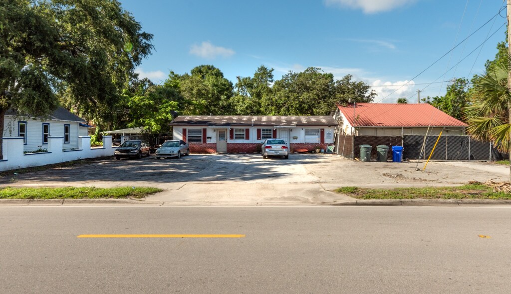 2110 Grand Ave, Fort Myers, FL 33901
