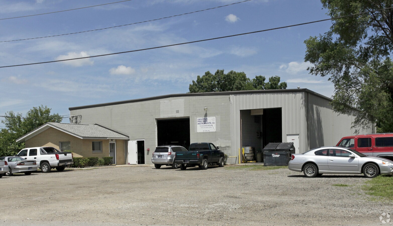 1120 DI Dr, Elkhart, IN 46514