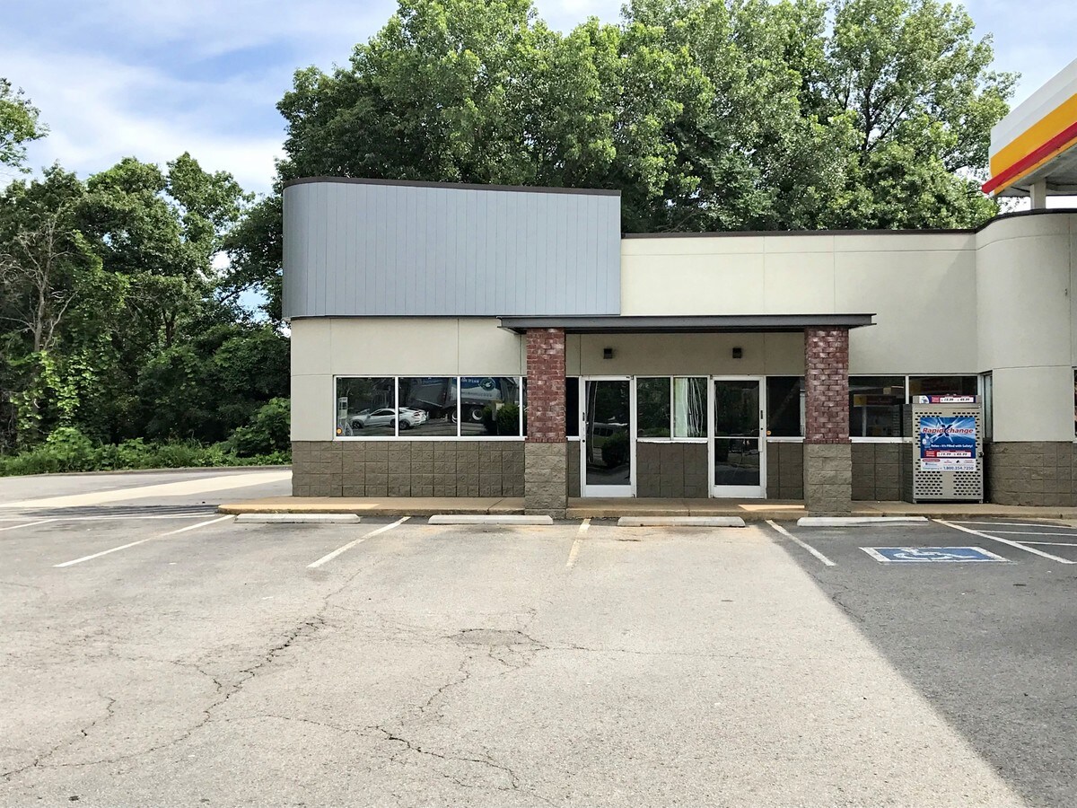 14711479 Tiny Town Rd, Clarksville, TN 37042