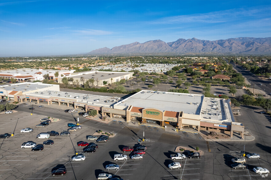 7707-7895 E Broadway Blvd, Tucson, AZ for lease - Aerial - Image 2 of 15