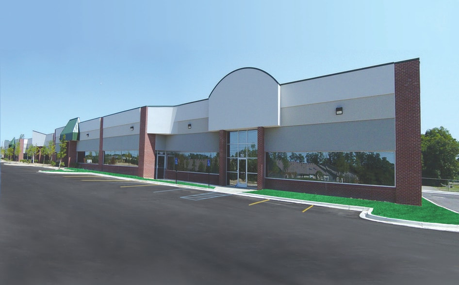 700-810 Welch Rd, Commerce Township, MI for lease - Building Photo - Image 3 of 3