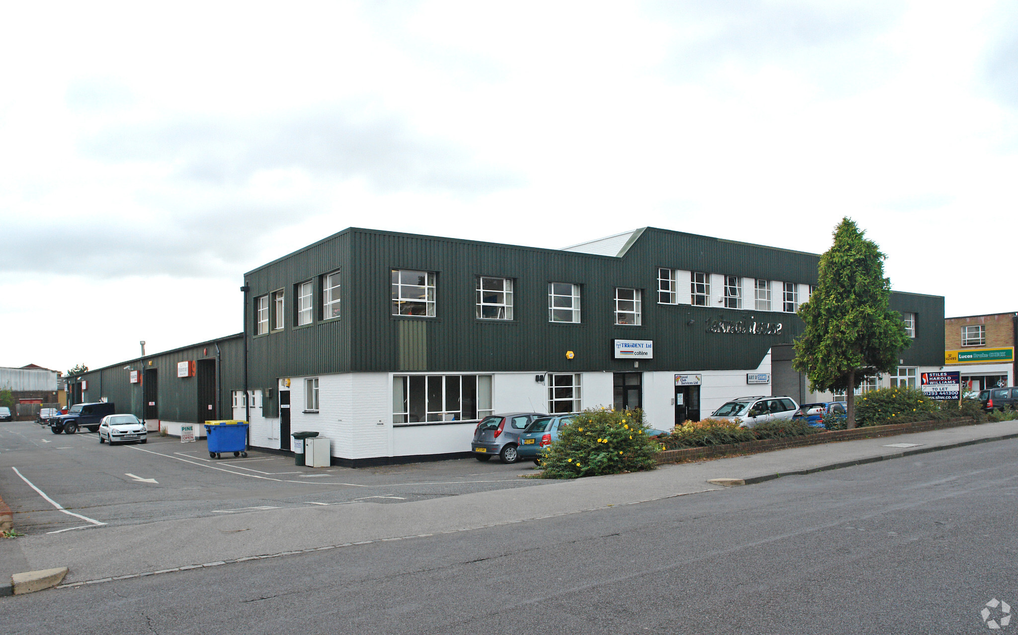 Victoria Rd, Burgess Hill for lease Building Photo- Image 1 of 15