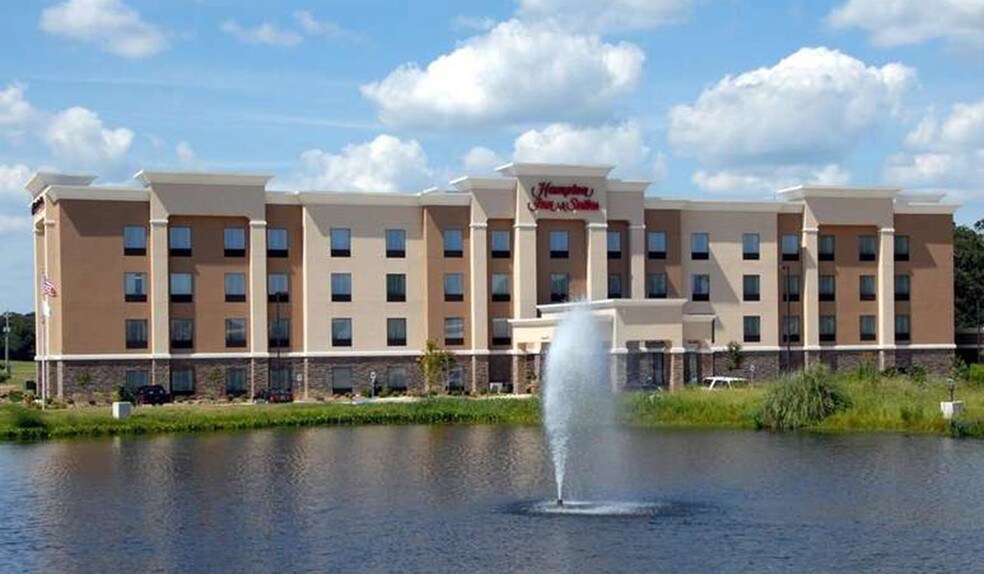 2504 W Ferguson Rd, Mount Pleasant, TX for sale - Primary Photo - Image 1 of 1