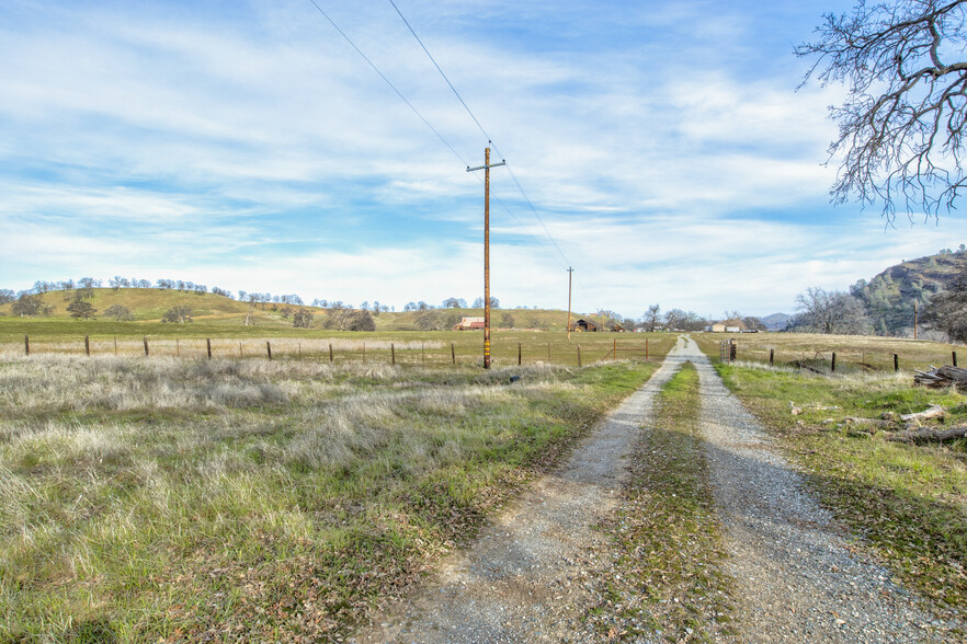 3685 Co. Road, Elk Creek, CA for sale - Building Photo - Image 3 of 91