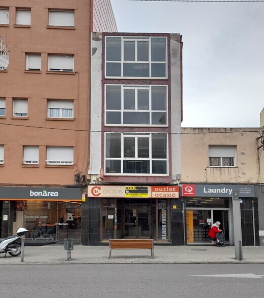 Multifamily in Sabadell, Barcelona for sale - Building Photo - Image 1 of 10