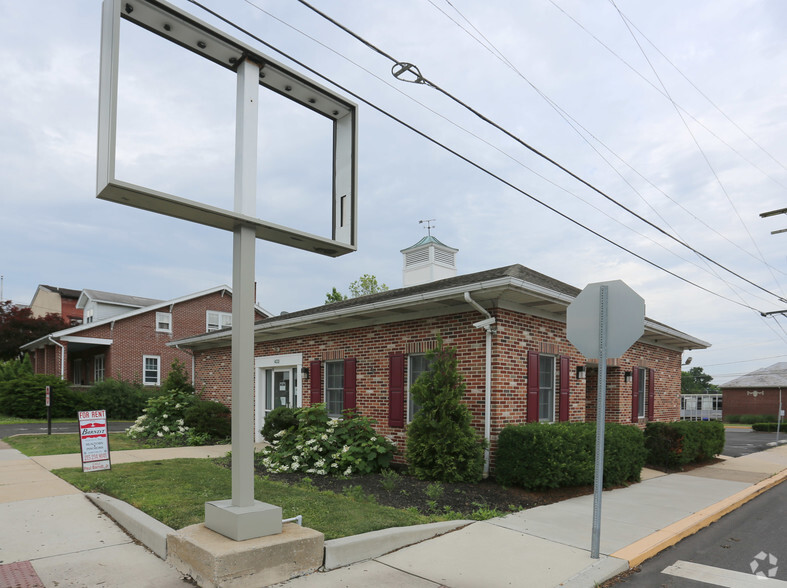 433 Main St, Red Hill, PA for sale - Primary Photo - Image 1 of 1