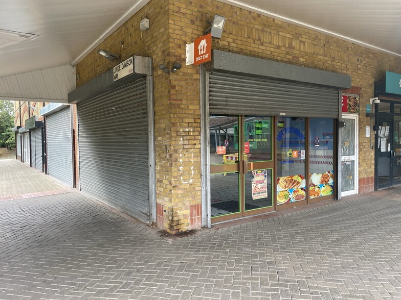 17 Joyce Dawson Way, London for sale - Building Photo - Image 1 of 1