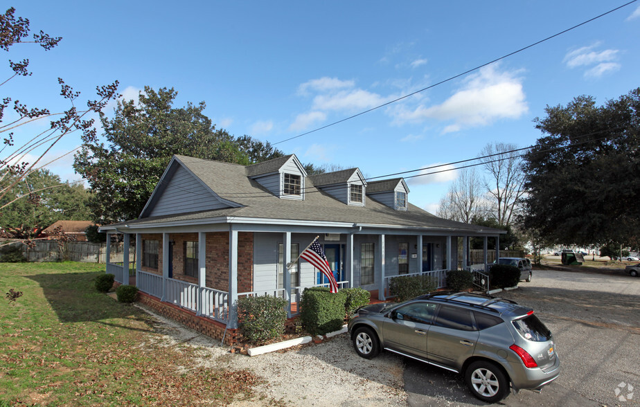 7840 Pine Forest Rd, Pensacola, FL for sale - Primary Photo - Image 1 of 1