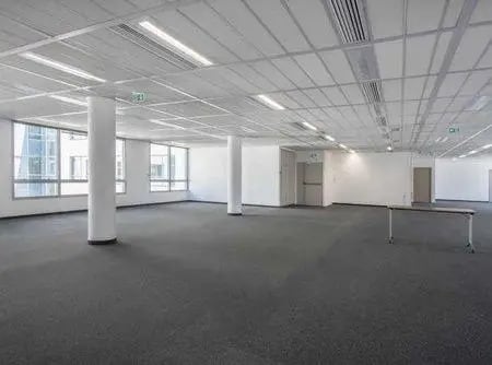 Office in Clichy for lease Interior Photo- Image 1 of 9