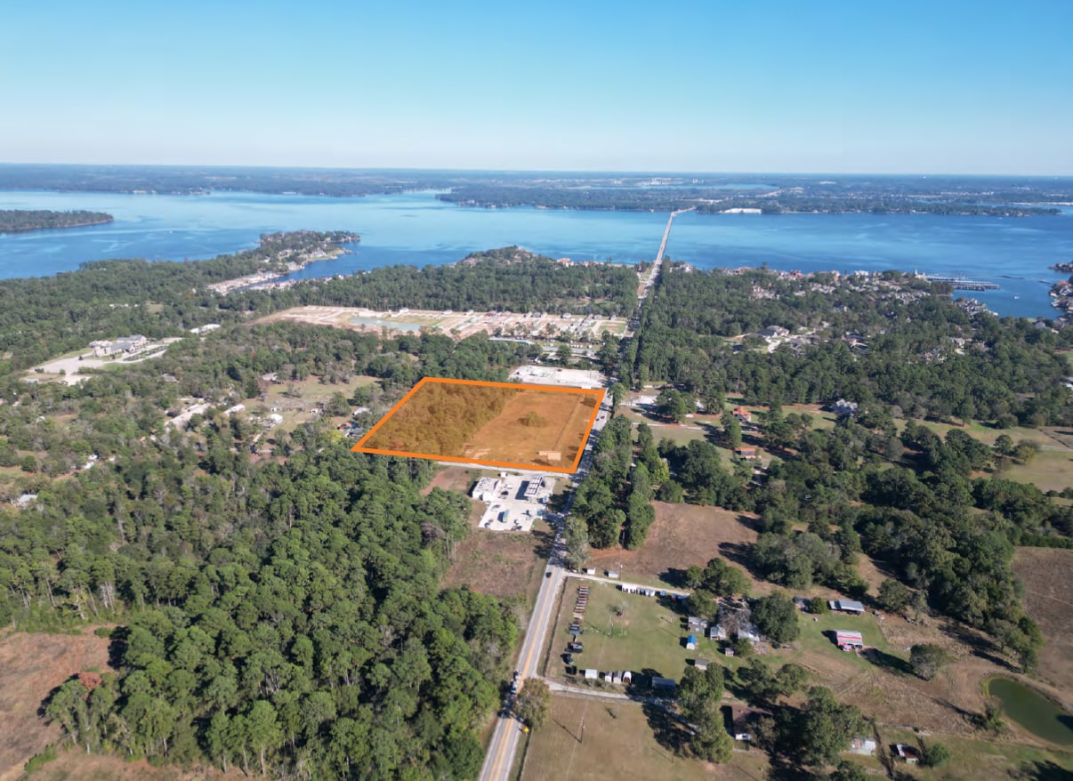 FM 1097 Rd, Montgomery, TX for sale Primary Photo- Image 1 of 1