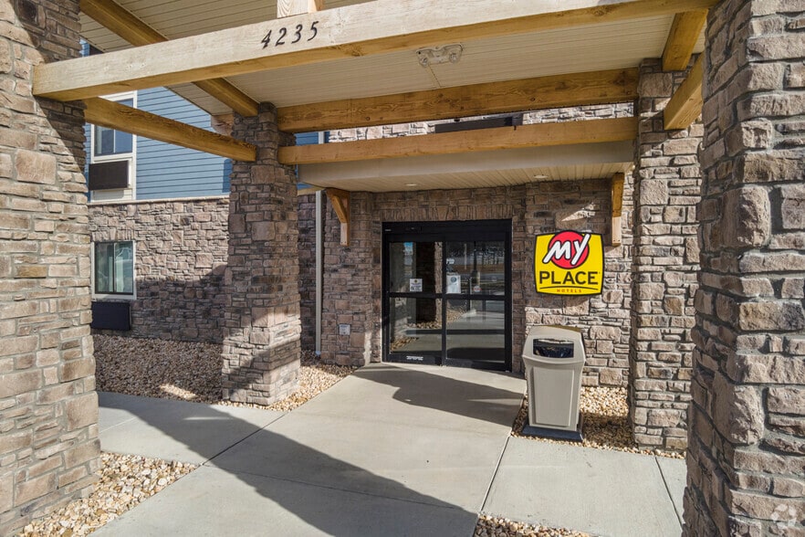 4235 Market Center Dr, King George, VA for sale - Building Photo - Image 3 of 6