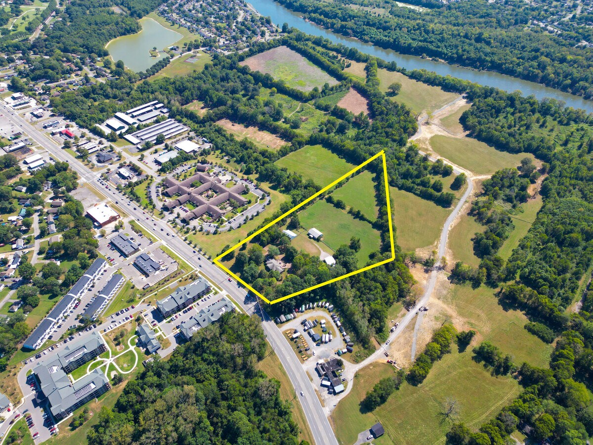 1202 Robinson Rd, Old Hickory, TN 37138