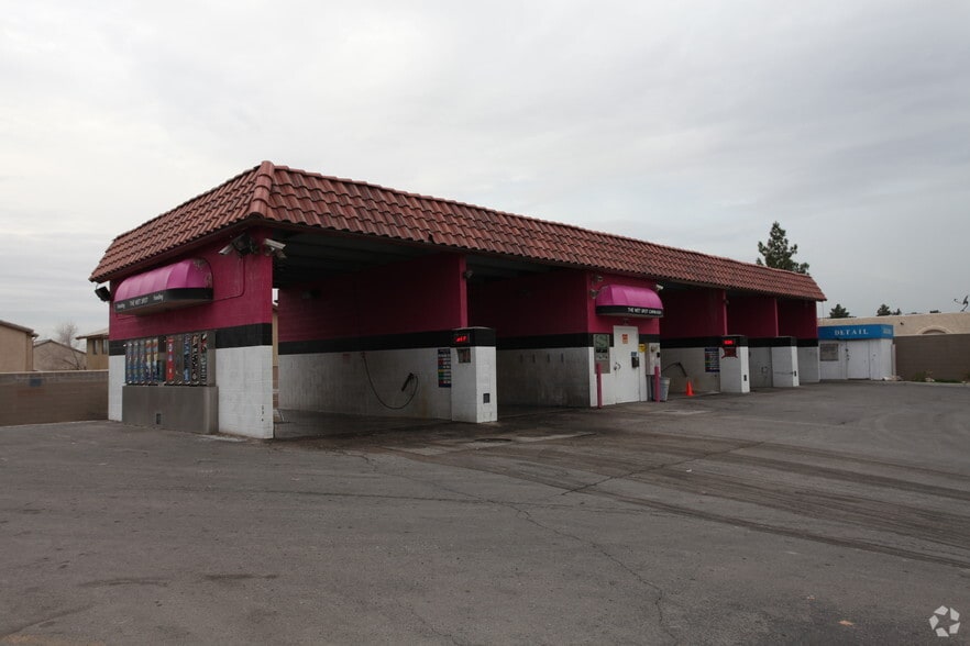 5201 W Cheyenne Ave, Las Vegas, NV for lease - Building Photo - Image 2 of 2