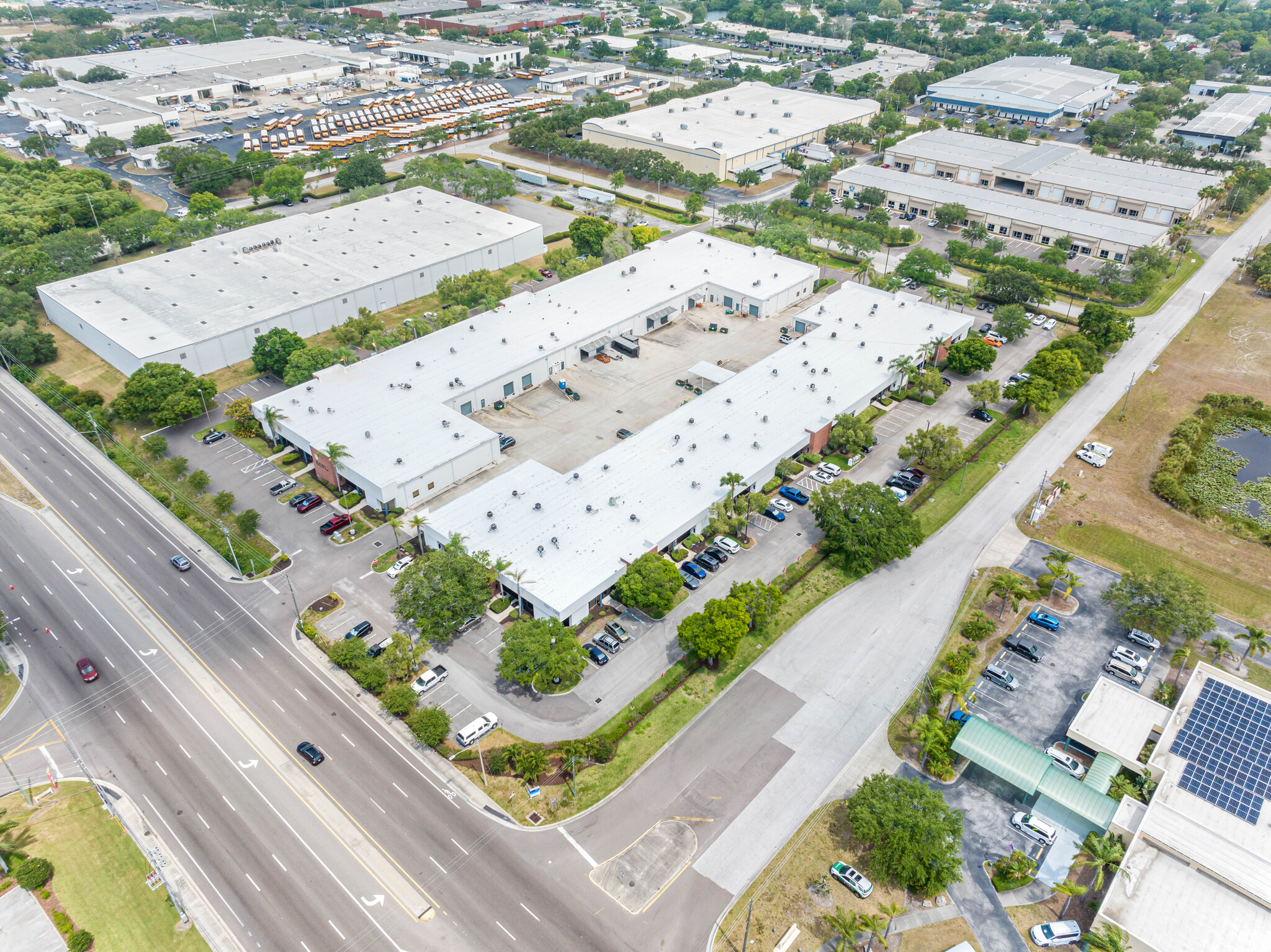 7201-7243 Bryan Dairy Rd, Largo, FL for lease Building Photo- Image 1 of 3