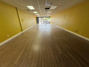 5555 E Bell Rd, Scottsdale, AZ for lease Interior Photo- Image 2 of 6