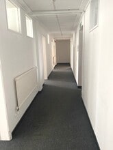 Woodland Ter, Pontypridd for lease Interior Photo- Image 1 of 8