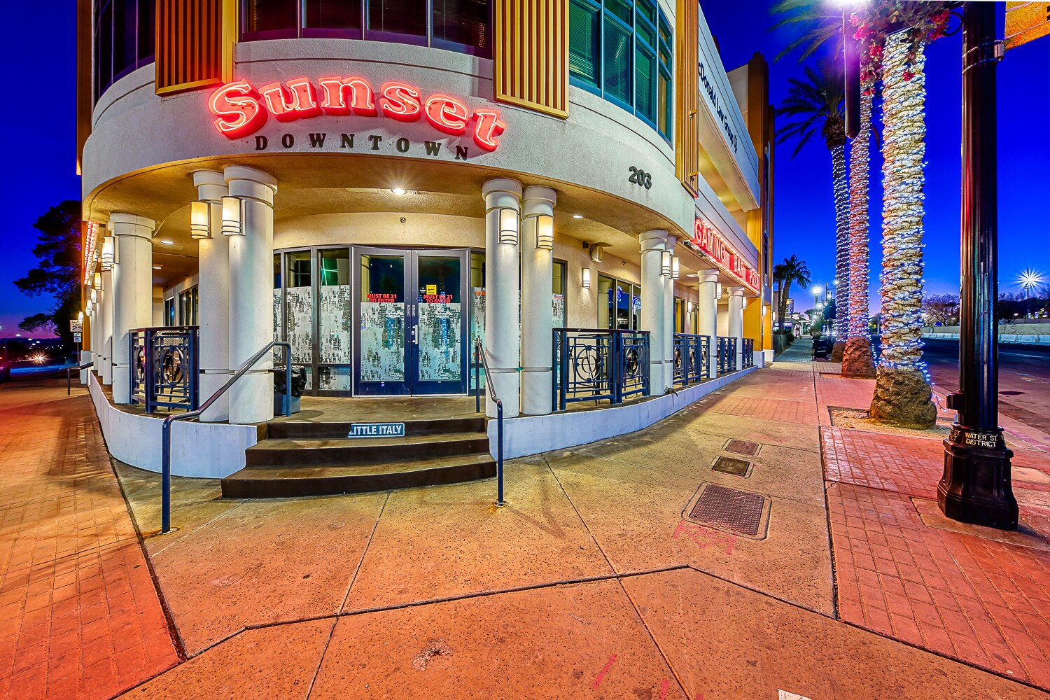 203 S Water St, Henderson, NV 89015 The Pinnacle Building