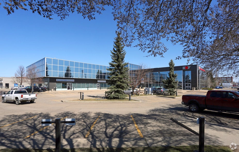 9636 51 Ave, Edmonton, AB for lease - Building Photo - Image 2 of 22