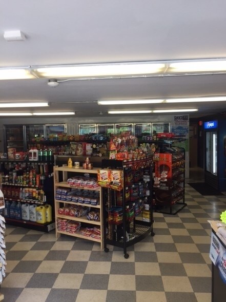 189 Hartford Pike, Foster, RI for sale - Building Photo - Image 1 of 1