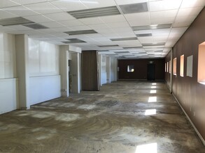 5731-5933 Stoddard Rd, Modesto, CA for lease Interior Photo- Image 2 of 7