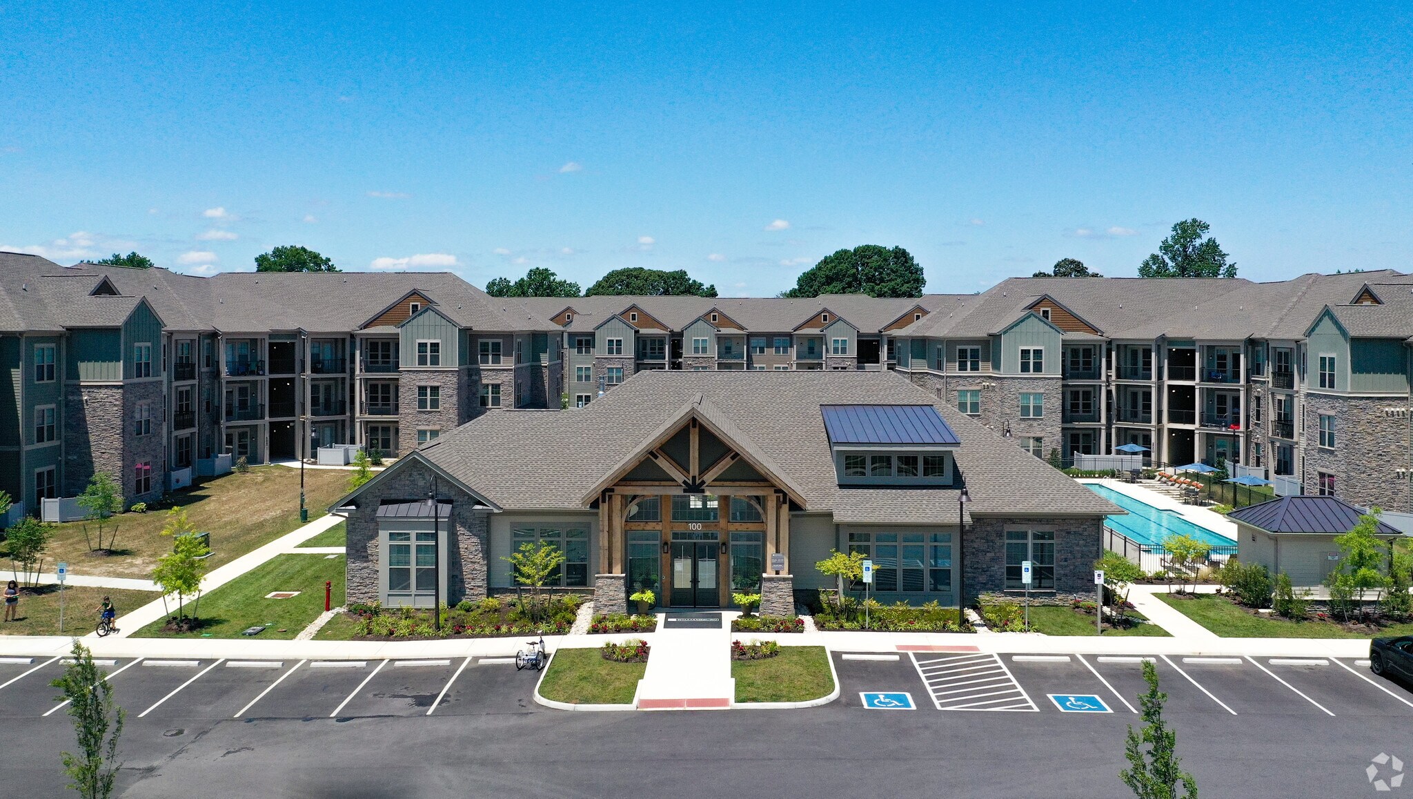 100 Whitworth Way, Williamsburg, VA for sale Primary Photo- Image 1 of 1