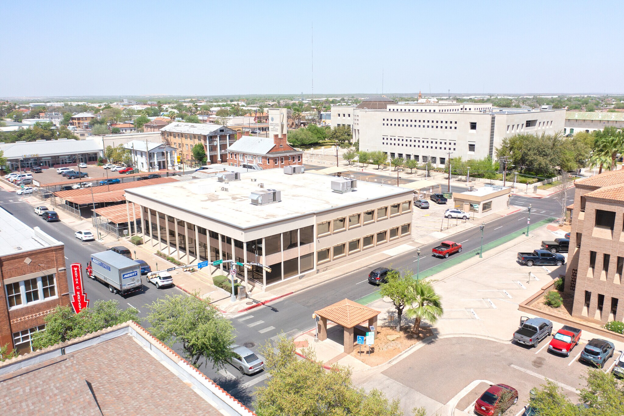 1202 Houston St, Laredo, TX for sale Building Photo- Image 1 of 1
