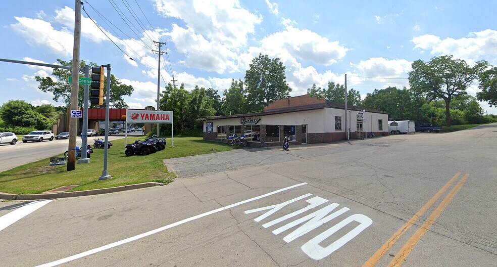 1000 S Eastwood Dr Woodstock Il 60098 Retail For Sale Loopnet Com