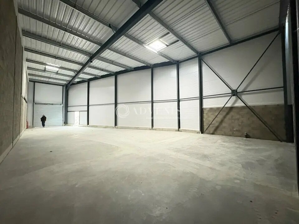 Location Entrepôt 150 m² à 650 m² - Photo 1