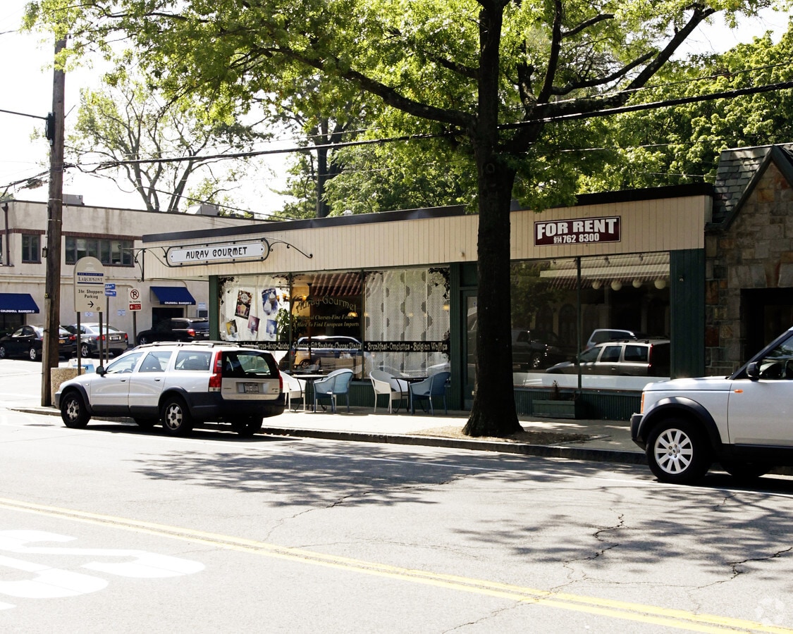 144146 Larchmont Ave, Larchmont, NY 10538