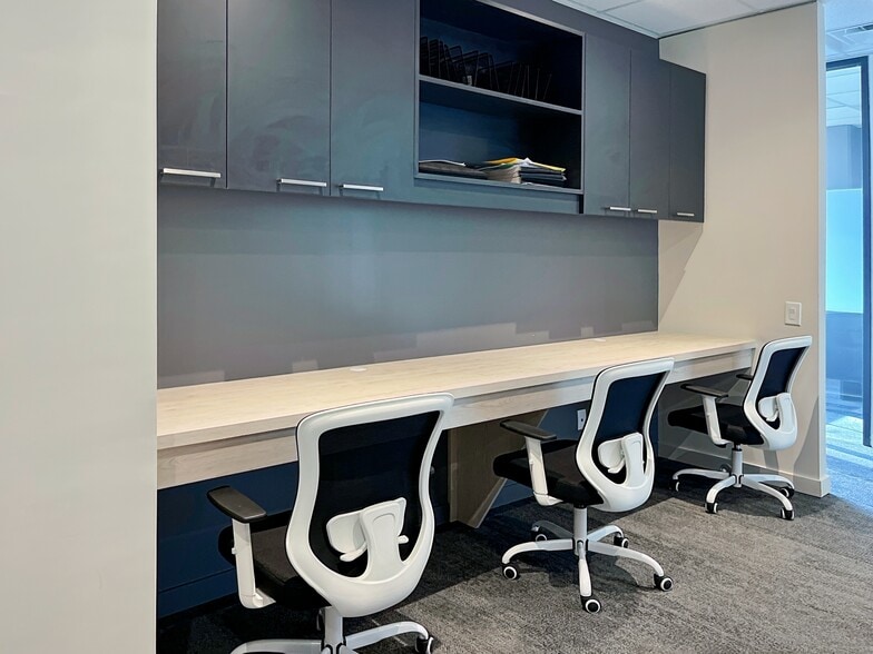 4763-4789 Yonge St, Toronto, ON for lease - Interior Photo - Image 2 of 13