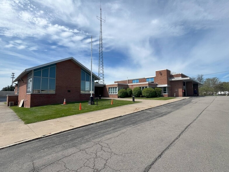 3231 Chili Ave, Rochester, NY for lease - Building Photo - Image 2 of 5