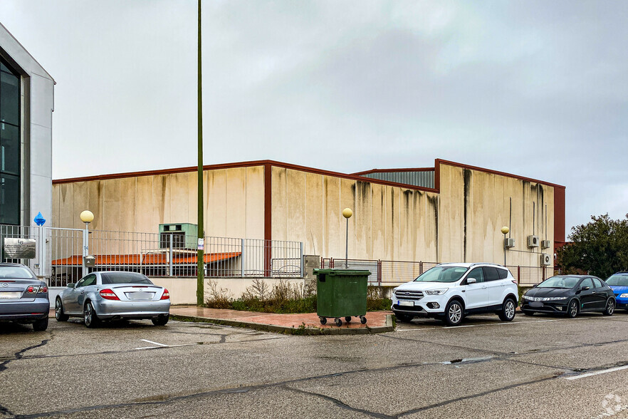 Industrial in Móstoles, Madrid for sale - Building Photo - Image 1 of 1